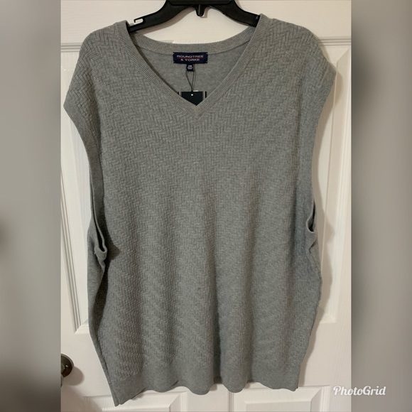 Roundtree & Yorke Other - Men's Roundtree & Yorke Weave Design Sweater Vest